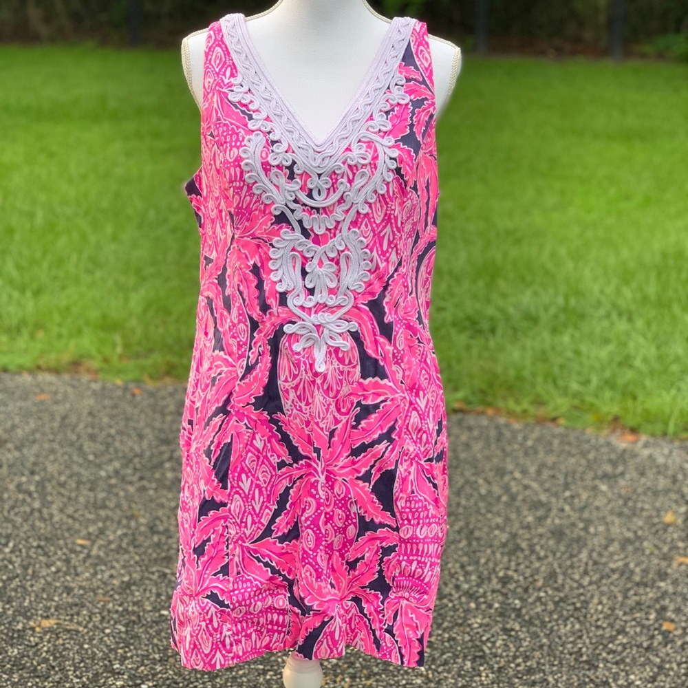 Lilly Shift